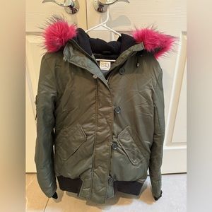 S13 New York Puffer Jacket